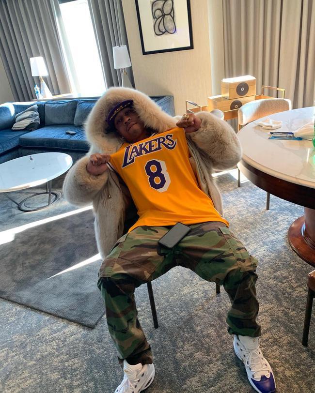 定格成头条 定格成头条